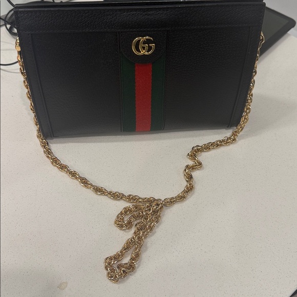 Gucci Black Shoulder Bag with Gold Chain - Picture 14 of 15